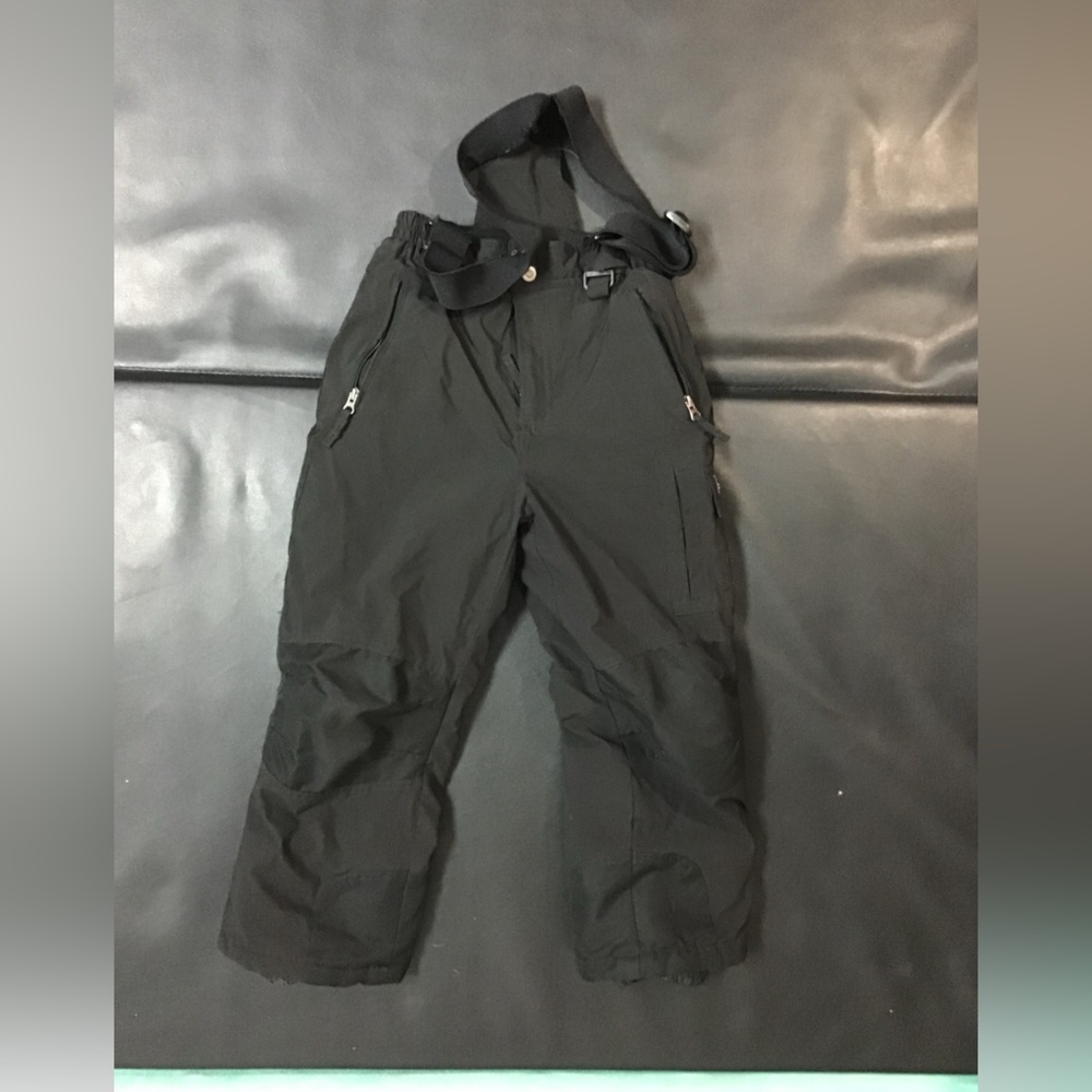 Weatherproof 32 snow pants. Kids boys.  size small  7-8.